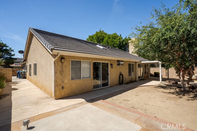 Detail Gallery Image 27 of 34 For 1715 Lake Way, Lancaster,  CA 93534 - 5 Beds | 3 Baths
