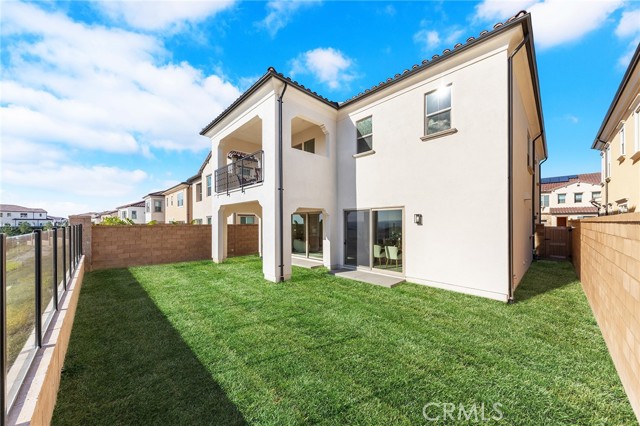 118 sunnybank Boulevard, Irvine CA: https://media.crmls.org/medias/cf8f0cab-6700-4244-b80f-ce1dd404edc5.jpg