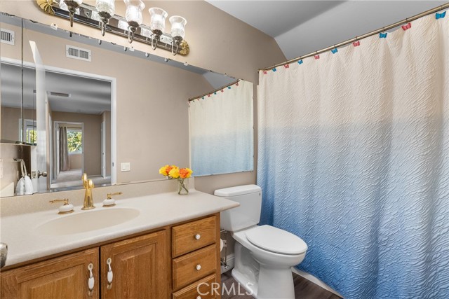 Detail Gallery Image 29 of 41 For 23439 via Elisandra, Valencia,  CA 91355 - 5 Beds | 3 Baths