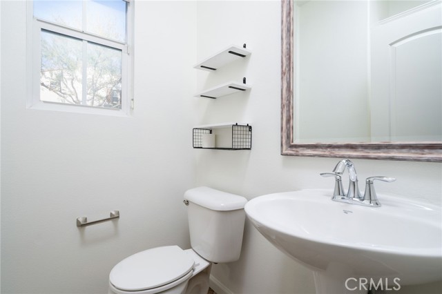 Detail Gallery Image 8 of 26 For 14975 S Highland Ave #94,  Fontana,  CA 92336 - 3 Beds | 2/1 Baths