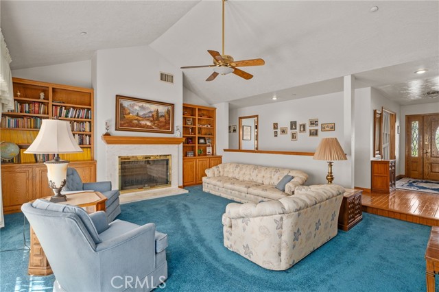 Detail Gallery Image 11 of 45 For 1725 S Elderberry, Ontario,  CA 91762 - 3 Beds | 3 Baths