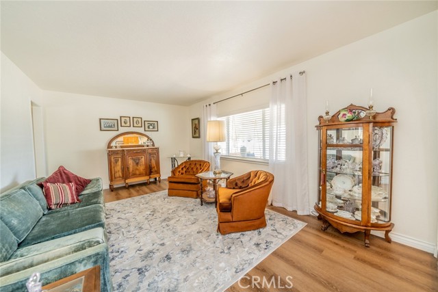 Detail Gallery Image 7 of 53 For 18189 Wisteria St, Hesperia,  CA 92345 - 3 Beds | 2 Baths