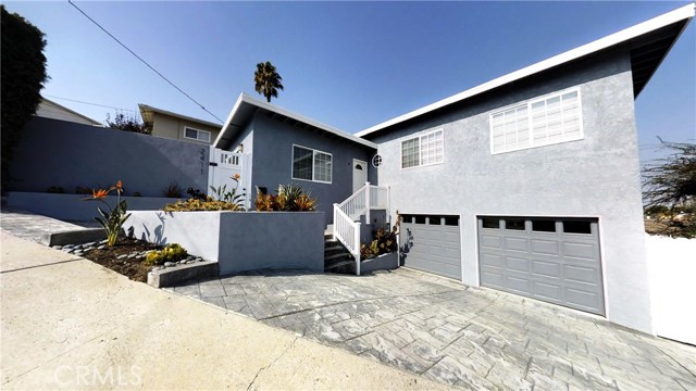 2411 Ripley Avenue, Redondo Beach, California 90278, 3 Bedrooms Bedrooms, ,2 BathroomsBathrooms,Residential,Sold,Ripley,SB17246933