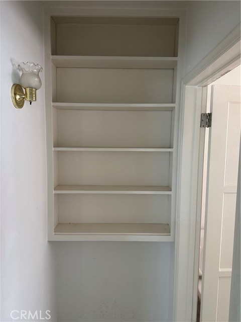 Detail Gallery Image 10 of 13 For 429 E Valencia, Burbank,  CA 91501 - 1 Beds | 1 Baths