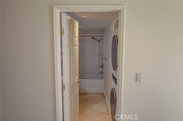 Main bath entry