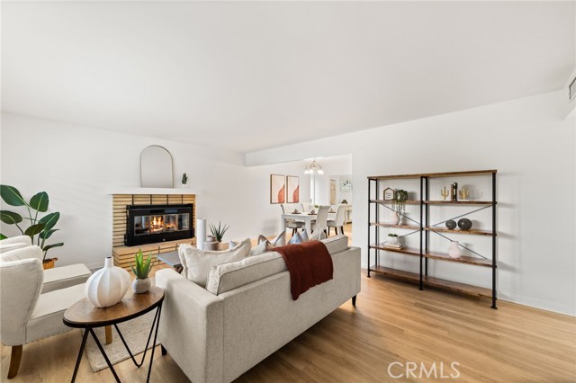 Front Image Thumbnail for CRPW26168639