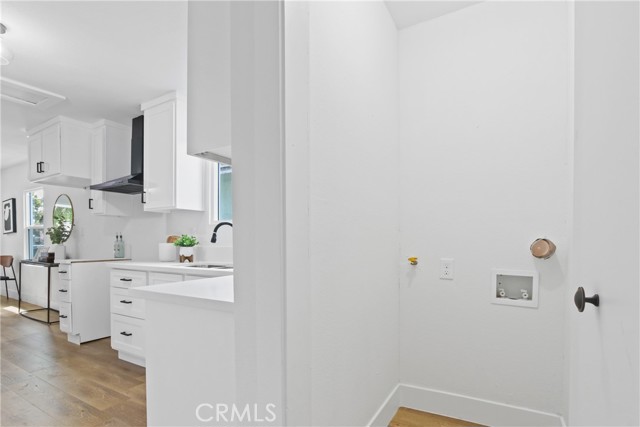 9525 Holmes Avenue, Los Angeles CA: https://media.crmls.org/medias/cf930727-8a24-4bf9-b05b-fe2825414500.jpg