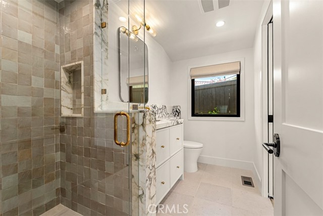 Detail Gallery Image 20 of 30 For 709 Emerald Bay, Laguna Beach,  CA 92651 - 3 Beds | 3 Baths