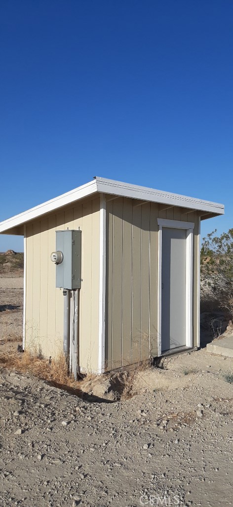 8337 20th W Street, Mojave CA: https://media.crmls.org/medias/cf937848-0237-4b70-90a4-507a56e9622f.jpg