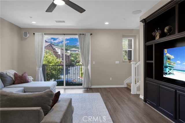 Detail Gallery Image 13 of 48 For 63 Playa, Aliso Viejo,  CA 92656 - 3 Beds | 3/1 Baths