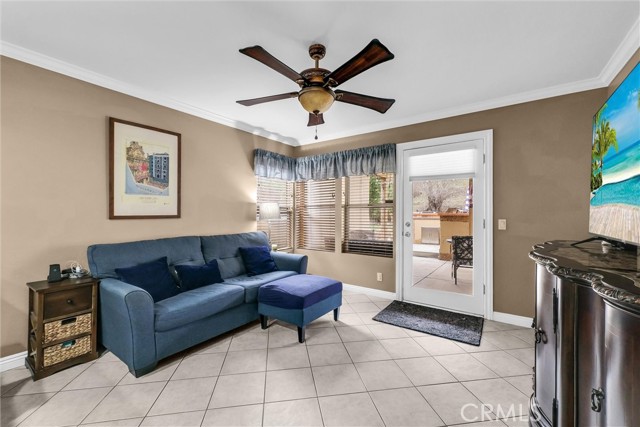 12284 Sandy Creek, Riverside CA: https://media.crmls.org/medias/cf947a65-0991-49d1-903f-3f121c76630f.jpg