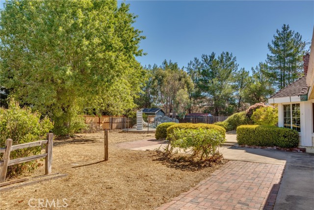 Detail Gallery Image 22 of 26 For 2380 Ashwood Pl, Paso Robles,  CA 93446 - 3 Beds | 3 Baths