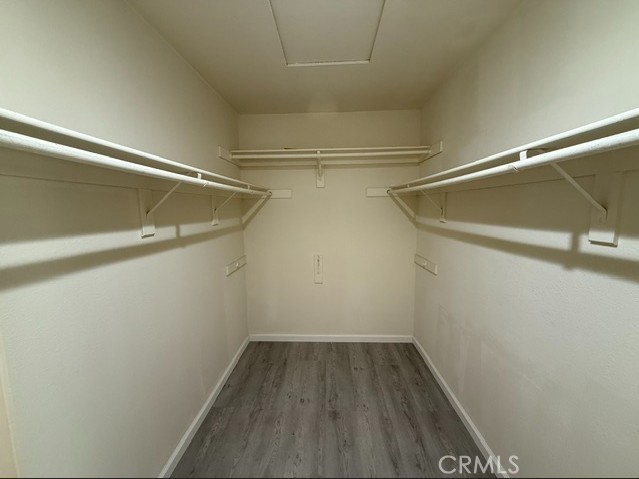 https://media.crmls.org/medias/cf94ccf1-bf38-4d46-9464-1517c35008c0.jpg?preset=X-Large