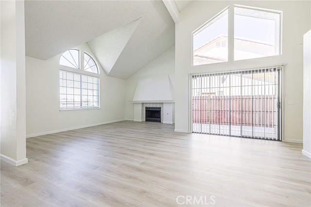 Detail Gallery Image 9 of 49 For 42520 52nd, Lancaster,  CA 93536 - 5 Beds | 3 Baths