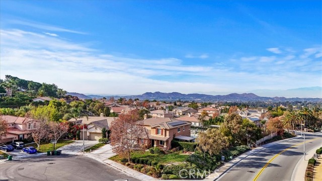 Detail Gallery Image 7 of 58 For 16281 Echo Summit Ct, Riverside,  CA 92503 - 5 Beds | 3 Baths