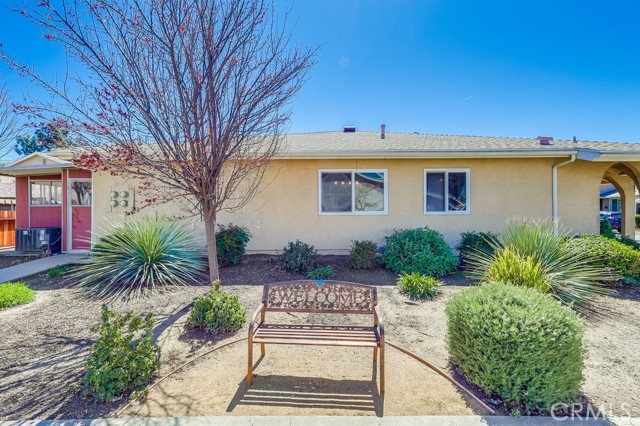 Detail Gallery Image 29 of 66 For 26832 Avenue of the Oaks #D,  Newhall,  CA 91321 - 2 Beds | 2 Baths