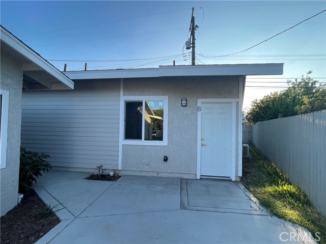623 E Elm Street, Ontario CA: https://media.crmls.org/medias/cf97a903-8f69-4788-bf2b-4d8557ecca3a.jpg