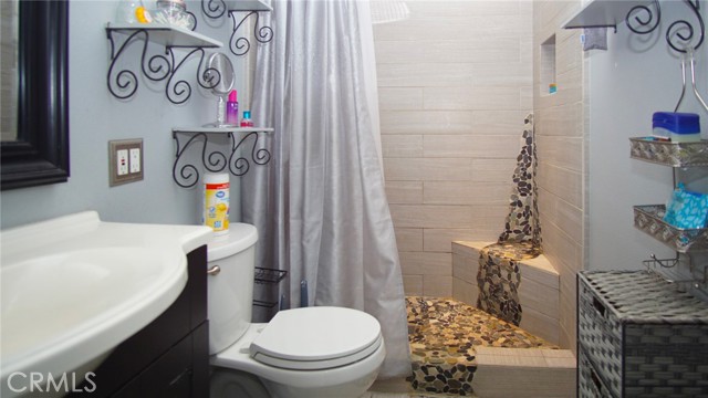 Detail Gallery Image 23 of 48 For 911 E Evergreen Ave, Santa Maria,  CA 93454 - 4 Beds | 2 Baths