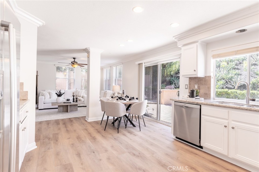 MLS #OC25156927 img 10