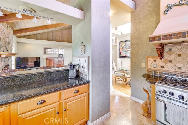 231 Avenida Princesa, San Clemente CA: https://media.crmls.org/medias/cf9882f8-ebdf-4b3d-a54c-3c70559da460.jpg