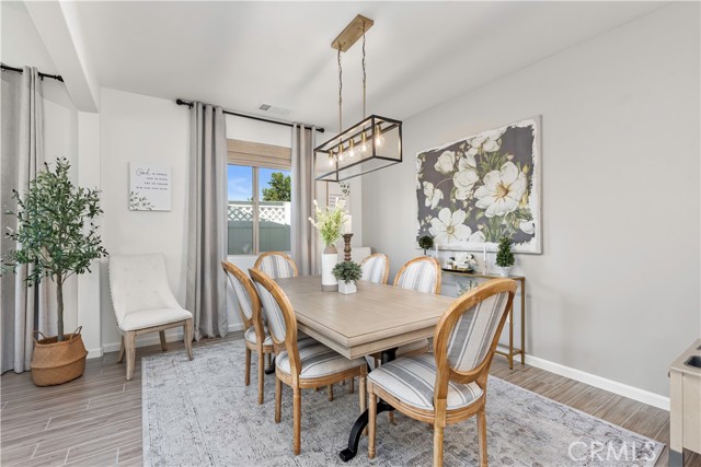 14419 Barbon Beck Avenue, Bakersfield CA: https://media.crmls.org/medias/cf9962c6-4a71-406e-9c0b-aa9daf6be72c.jpg