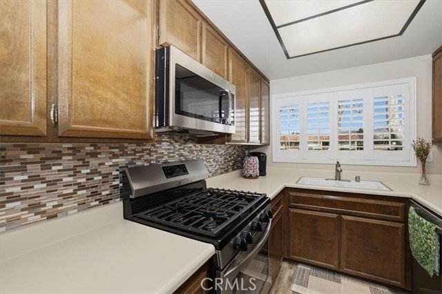 Detail Gallery Image 6 of 29 For 618 S Santa Fe St #8,  Hemet,  CA 92543 - 2 Beds | 2 Baths