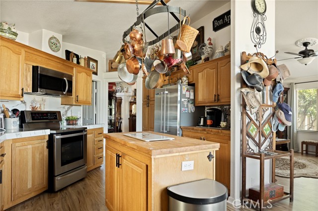 10961 Desert Lawn Dr #303, Calimesa CA: https://media.crmls.org/medias/cf9a0fb3-5a43-4be4-8c26-0666d40bffb2.jpg