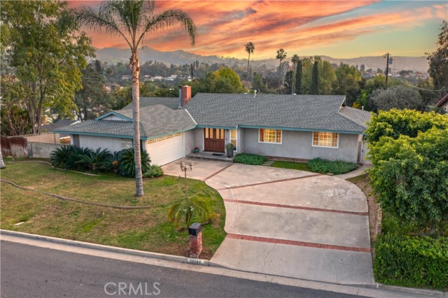 Front Image Thumbnail for CRCV25277657