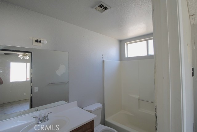 Detail Gallery Image 9 of 17 For 751 Higgins Rd #10,  Barstow,  CA 92311 - 3 Beds | 2 Baths