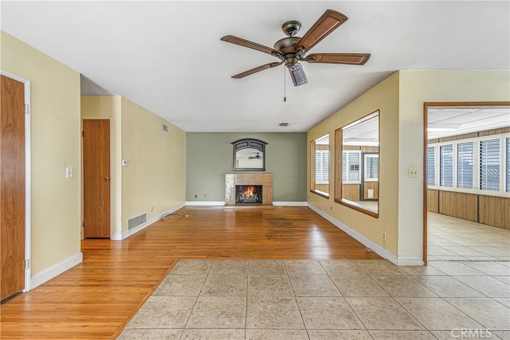 Cf9b7ee0 C002 4aa3 9c96 5df05963841b