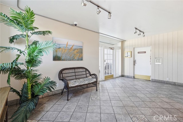 Detail Gallery Image 6 of 26 For 363 Newport Avenue #319,  Long Beach,  CA 90814 - 1 Beds | 1 Baths