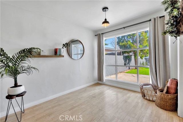 Detail Gallery Image 16 of 51 For 6514 Coldwater Canyon Ave, Valley Village,  CA 91606 - 4 Beds | 3 Baths