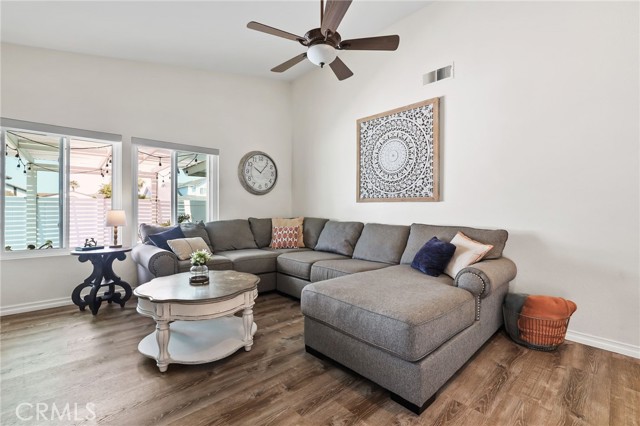 780 Gregory Lane, Oceanside CA: https://media.crmls.org/medias/cf9d26d4-21b2-4b0c-80a7-10d3227d4756.jpg
