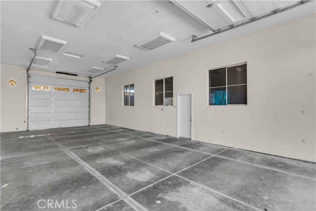 Detail Gallery Image 34 of 34 For 10234 10234 Clover Dr, Oak Hills,  CA 92344 - 4 Beds | 4 Baths