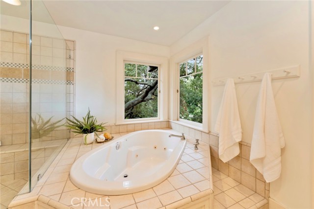 Detail Gallery Image 55 of 74 For 354 N Canon Ave, Sierra Madre,  CA 91024 - 4 Beds | 3/1 Baths