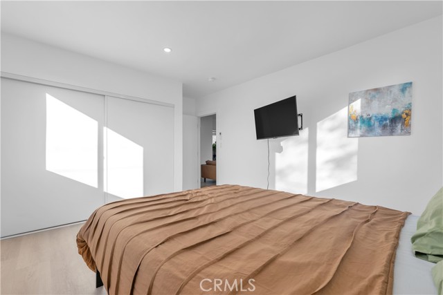 Detail Gallery Image 14 of 36 For 3115 Arvia St 1b,  Los Angeles,  CA 90065 - 5 Beds | 2 Baths