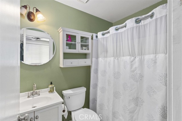 17661 Sergio Circle, Huntington Beach CA: https://media.crmls.org/medias/cf9fa373-7547-4463-8b03-0c734e746577.jpg