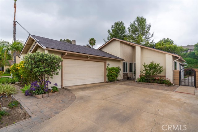 Front Image Thumbnail for CROC26070437