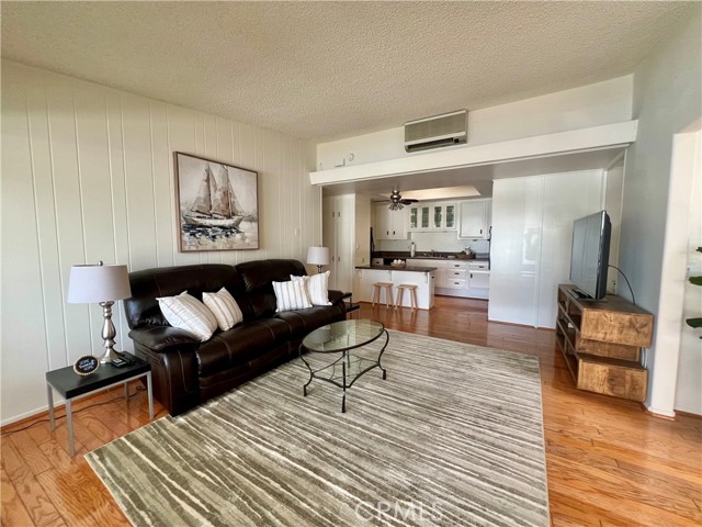 13721 El Dorado Dr. M3-#20K, Seal Beach CA: https://media.crmls.org/medias/cfa109d1-4898-430a-b294-354872db2a5d.jpg