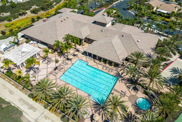29530 Winding Brook Drive, Menifee CA: https://media.crmls.org/medias/cfa160ff-2b3e-49a4-ba47-fc8097c20f54.jpg