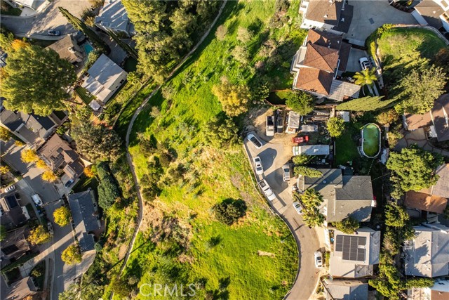 Detail Gallery Image 7 of 20 For 35 Torreon Dr, Woodland Hills,  CA 91364 - – Beds | – Baths