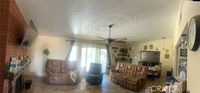 Detail Gallery Image 11 of 22 For 1749 S Valley View, Ridgecrest,  CA 93555 - 3 Beds | 2 Baths