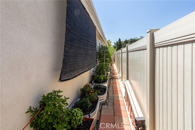 34664 Bella Vista Drive, Yucaipa CA: https://media.crmls.org/medias/cfa43fec-87e6-41e5-8550-b9dd2e6384f2.jpg