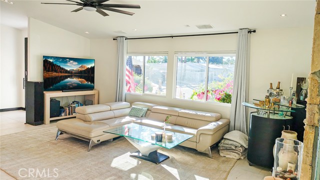 951 N Camino Condor, Palm Springs CA: https://media.crmls.org/medias/cfa4f5b6-0274-4806-a1c4-0d870497ee01.jpg