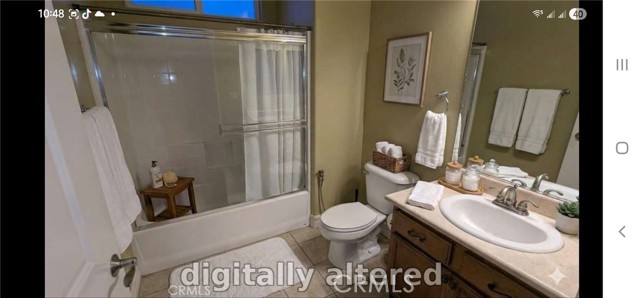 Detail Gallery Image 15 of 19 For 14343 Burbank Blvd. #305,  Sherman Oaks,  CA 91401 - 3 Beds | 2 Baths