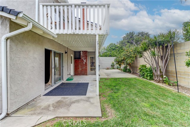 9001 Oceanwood Drive, Huntington Beach CA: https://media.crmls.org/medias/cfa59a27-a76d-492c-9145-7c69b47ed959.jpg