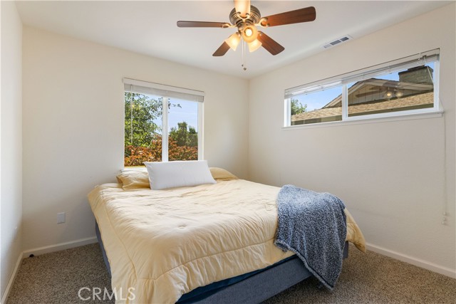 12855 Island Circle, Clearlake Oaks CA: https://media.crmls.org/medias/cfa5a0b3-b936-432a-bbcc-1cb55224f2ef.jpg