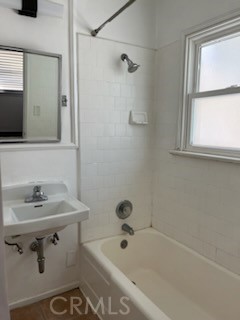 https://media.crmls.org/medias/cfa609ae-d38d-4b33-9e2c-7d9b98fbd7d1.jpg?preset=X-Large