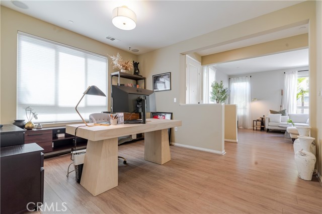 Detail Gallery Image 15 of 55 For 12017 Rock Creek Ct, Hawthorne,  CA 90250 - 4 Beds | 2/1 Baths
