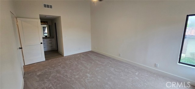 1364 Park Plaza Drive, Long Beach CA: https://media.crmls.org/medias/cfa68ef0-a58d-4187-a360-f2f471fb68d7.jpg